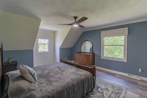 Bedroom - 7120 15 12 Mile, Marshall, MI 49068 photo 3 of 6