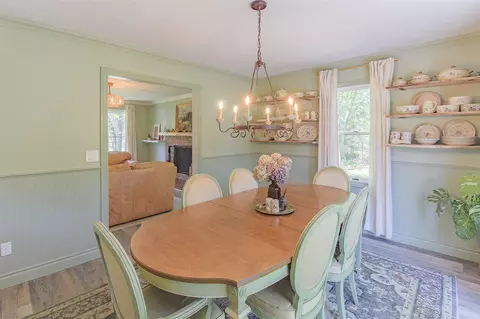 Dining - 7120 15 12 Mile, Marshall, MI 49068 photo 3 of 4