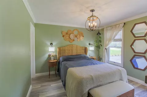 Bedroom - 7120 15 12 Mile, Marshall, MI 49068 photo 1 of 6