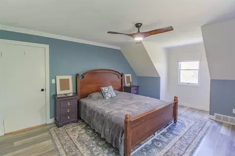 Bedroom - 7120 15 12 Mile, Marshall, MI 49068 photo 4 of 6