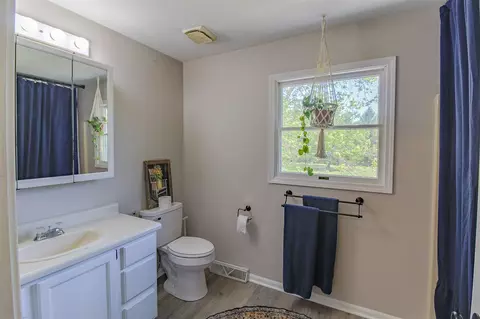 Bath - 7120 15 12 Mile, Marshall, MI 49068 photo 3 of 3