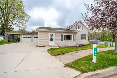 106 Park, Portland, MI 48875