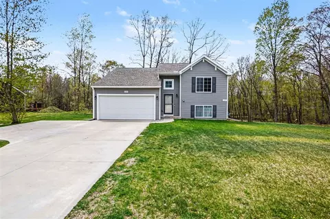 15393 Buck Holw, Gowen, MI 49326
