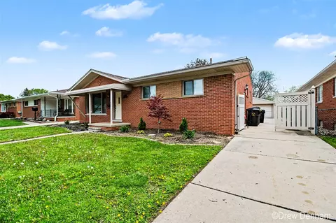 1797 Newman, Trenton, MI 48183