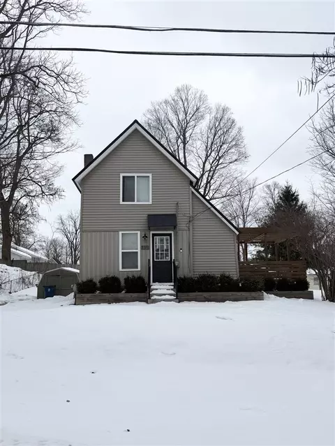 115 Fremont, Middleville, MI 49333