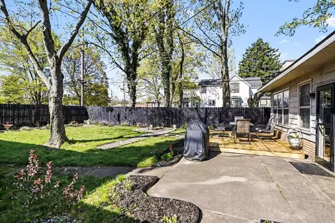 Exterior - 342 E Napier, Benton Harbor, MI 49022 photo 6 of 10