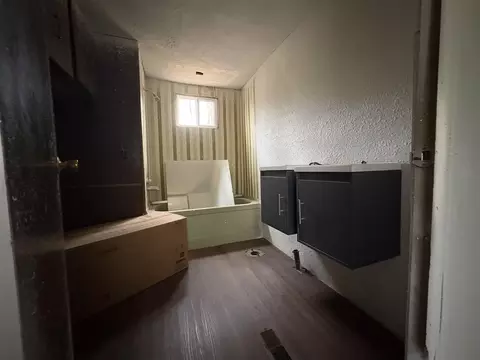 Bath - 9612 S Briar, Baldwin, MI 49304 photo 1 of 1