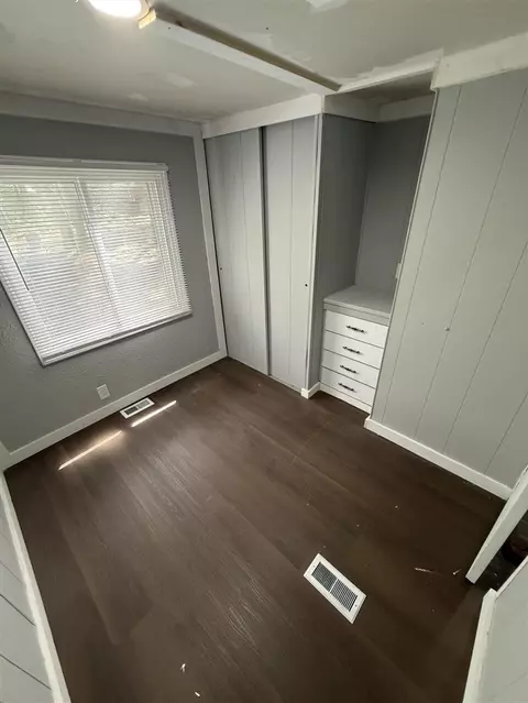 Bedroom - 9612 S Briar, Baldwin, MI 49304 photo 2 of 5