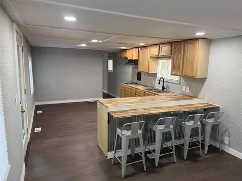 Kitchen - 9612 S Briar, Baldwin, MI 49304 photo 3 of 7