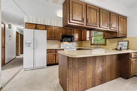 Kitchen - 6118 Ormada, Kalamazoo, MI 49048 photo 2 of 2