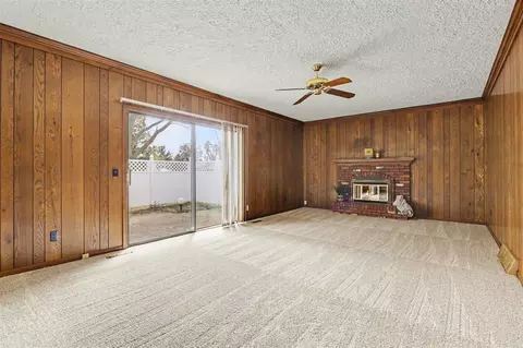 Living - 6118 Ormada, Kalamazoo, MI 49048 photo 5 of 6