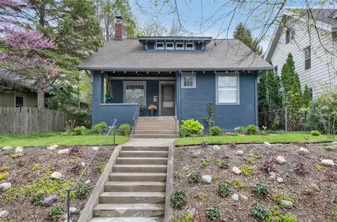 56 Auburn, Grand Rapids, MI 49506