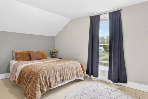 Bedroom - 404 E 3rd, Hersey, MI 49639 photo 7 of 7