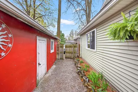 Exterior - 404 E 3rd, Hersey, MI 49639 photo 3 of 14