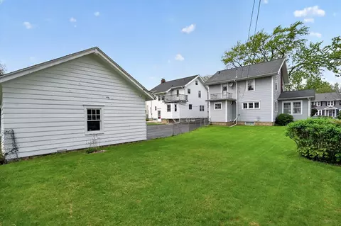 Exterior - 747 Crescent, Jackson, MI 49203 photo 12 of 12