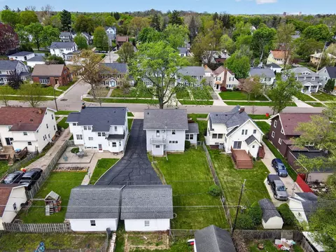 View/Area - 747 Crescent, Jackson, MI 49203 photo 8 of 13