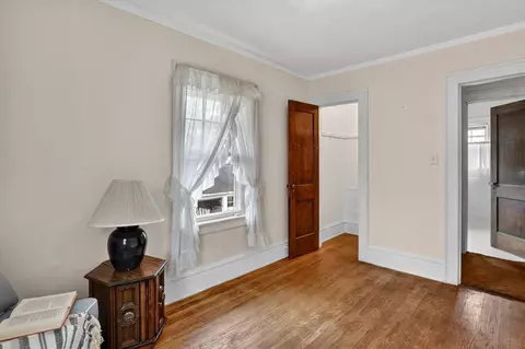 Bedroom - 747 Crescent, Jackson, MI 49203 photo 6 of 6