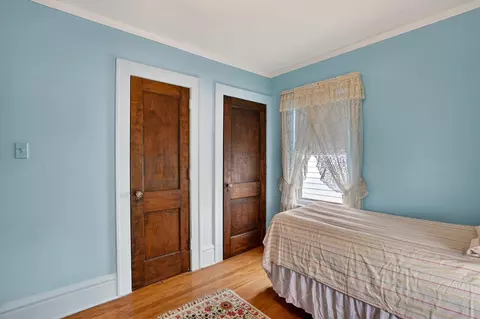Bedroom - 747 Crescent, Jackson, MI 49203 photo 4 of 6