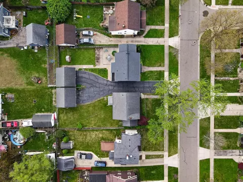 View/Area - 747 Crescent, Jackson, MI 49203 photo 5 of 13