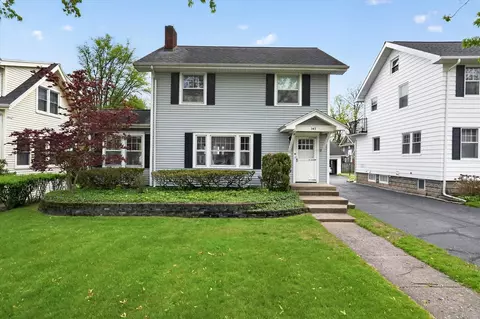 Exterior - 747 Crescent, Jackson, MI 49203 photo 3 of 12