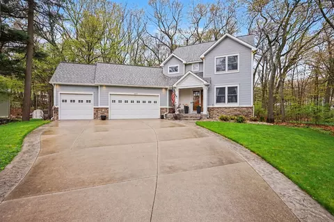 18099 Woodland, Spring Lake, MI 49456