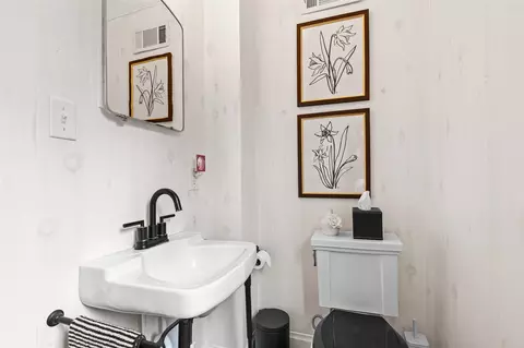 Bath - 156 S S Un, Douglas, MI 49406 photo 1 of 4