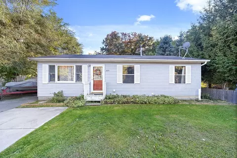 809 W Northrup, Lansing, MI 48911