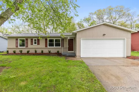 279 Andover, Grand Rapids, MI 49548