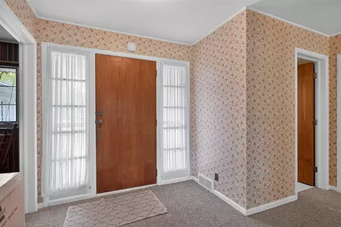 Entry Way - 400 Outer, Tecumseh, MI 49286 photo 2 of 3