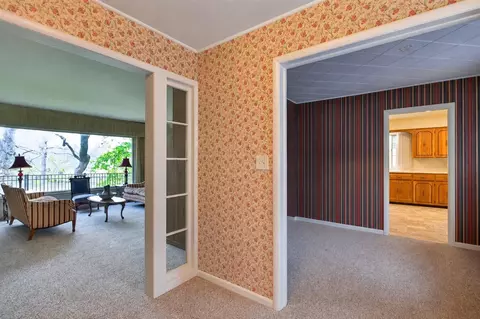 Entry Way - 400 Outer, Tecumseh, MI 49286 photo 1 of 3
