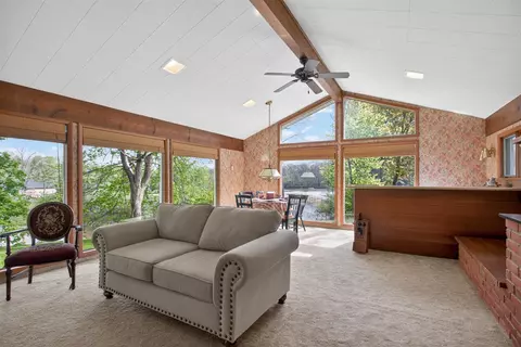 Living - 400 Outer, Tecumseh, MI 49286 photo 1 of 14