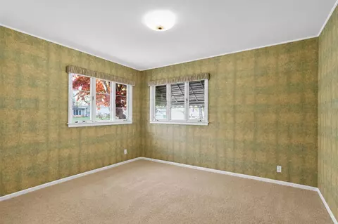 Bedroom - 400 Outer, Tecumseh, MI 49286 photo 1 of 6