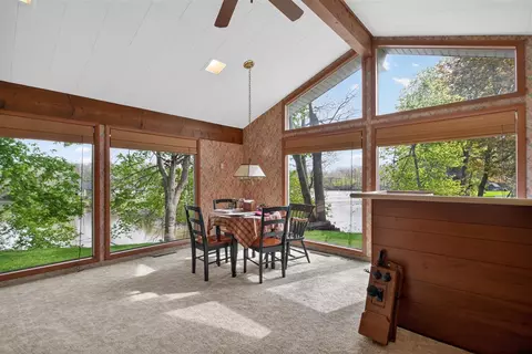 Dining - 400 Outer, Tecumseh, MI 49286 photo 1 of 2