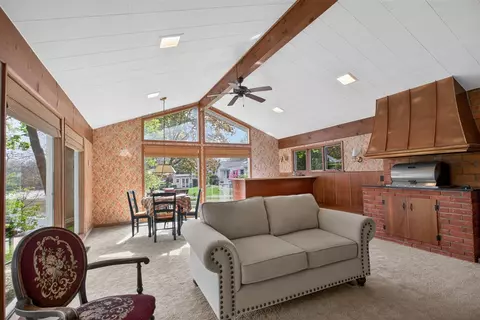 Living - 400 Outer, Tecumseh, MI 49286 photo 2 of 14