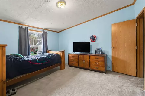 Bedroom - 6547 S Outer Loop, Custer, MI 49405 photo 2 of 7