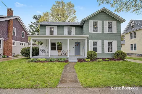 132 N Monroe, Rockford, MI 49341
