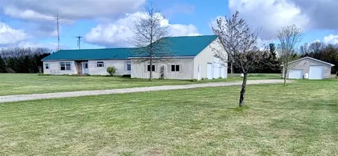 1897 Edgar, Edmore, MI 48829