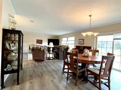 Dining - 1897 Edgar, Edmore, MI 48829 photo 3 of 3