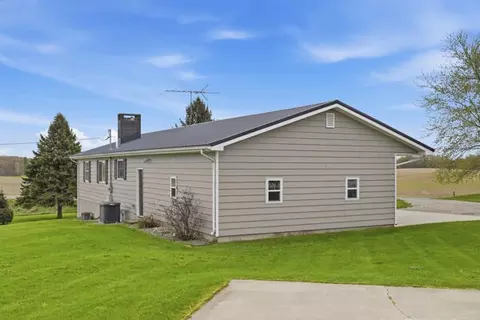 8835 E Mcbrides, Vestaburg, MI 48891 photo 42