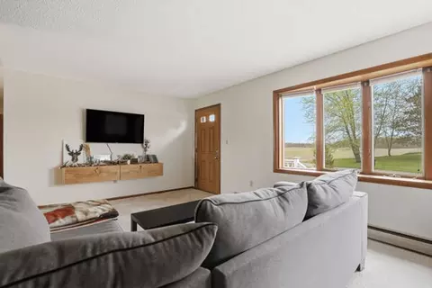 8835 E Mcbrides, Vestaburg, MI 48891 photo 9