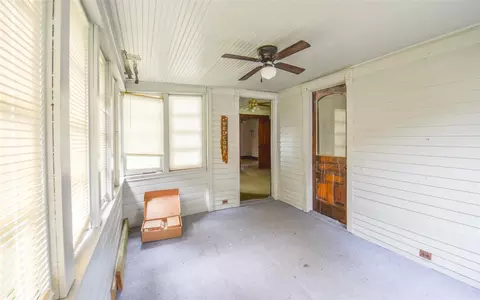 Exterior - 105 W Elm, Reading, MI 49274 photo 4 of 7