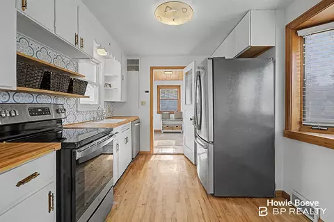 Kitchen - 2225 Baldwin, Jenison, MI 49428 photo 2 of 2
