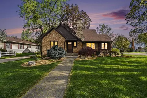 623 E Central, Zeeland, MI 49464
