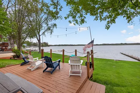 Exterior - 246 Ackerson Lk, Jackson, MI 49201 photo 3 of 9
