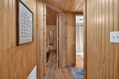 Entry Way - 246 Ackerson Lk, Jackson, MI 49201 photo 2 of 3
