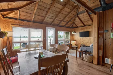 Dining - 246 Ackerson Lk, Jackson, MI 49201 photo 2 of 5