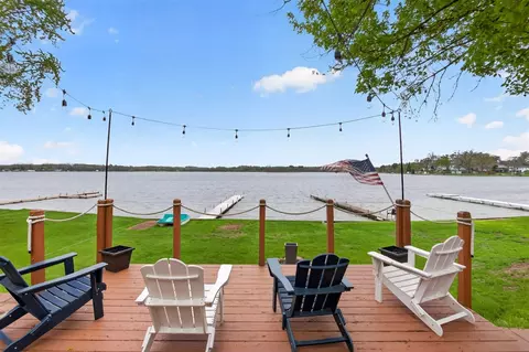 Exterior - 246 Ackerson Lk, Jackson, MI 49201 photo 2 of 9