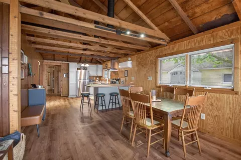 Dining - 246 Ackerson Lk, Jackson, MI 49201 photo 4 of 5
