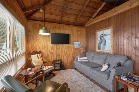 Living - 246 Ackerson Lk, Jackson, MI 49201 photo 3 of 3