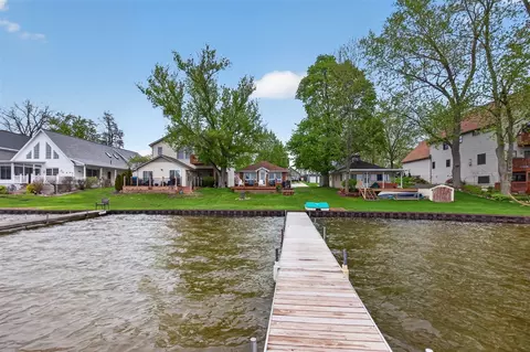 Exterior - 246 Ackerson Lk, Jackson, MI 49201 photo 9 of 9